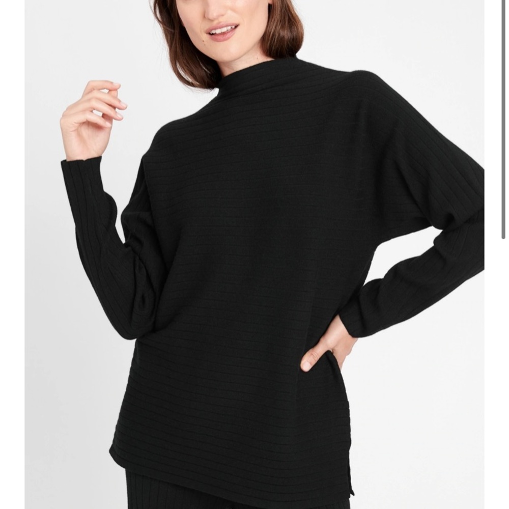 New with tags Banana republic funnel neck ribbed long sleeve top sweater XS